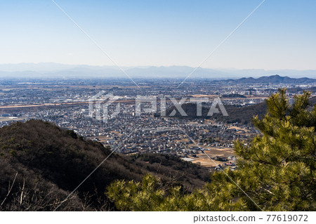 櫪木100名山，大小山，山頂（足利市方向），櫪木縣足利市，冬天 77619072