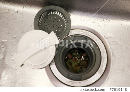 Fruit throwaway part and disposer Fruit throwaway part and disposer 77619148