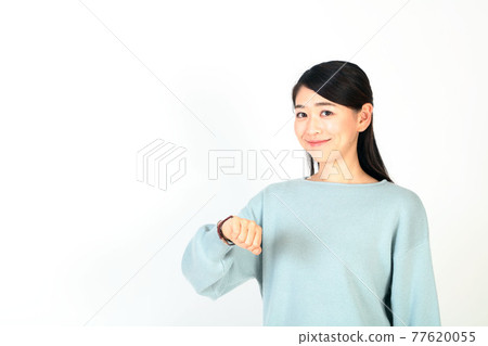 Woman     77620055