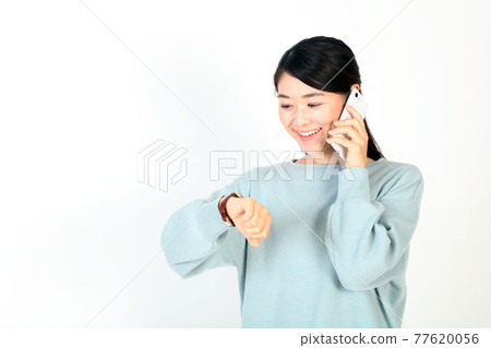 Woman     77620056