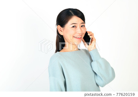 Woman     77620159