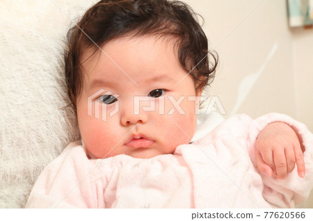 Red Chiyan, baby 77620566