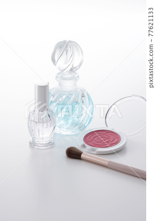 cosmetics 77621133