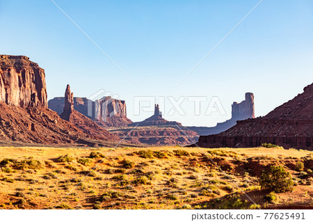 Dry monument valley 77625491