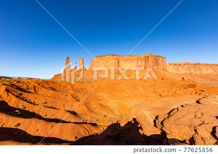 約翰福特點 約翰福特點 77625856