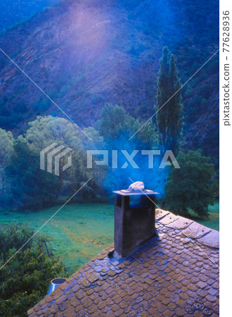 Early morning smoke hut Early morning smoke hut 77628936