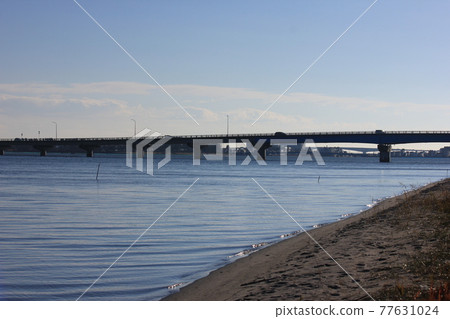 Bridge over Lake Hamana 77631024