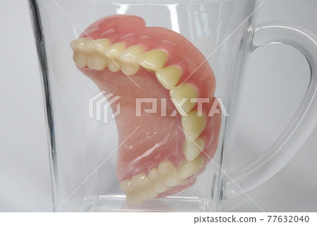 牙 牙 77632040