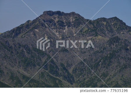 Mt. Ishizuchi with remaining snow (from Kamegamori in May) Mt. Ishizuchi with remaining snow (from Kamegamori in May) 77635196