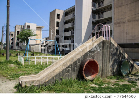Unmanned park 4 ｜ Slide 77644500