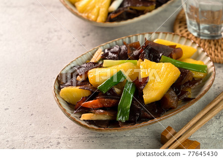 Pineapple wood ear black fungus Pineapple wood ear black fungus Pineapple wood ear black fungus Pineapple wood ear black fungus 77645430