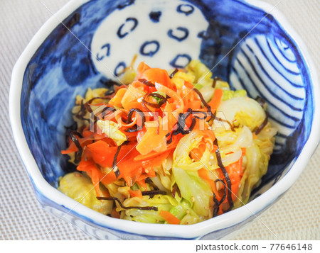 春捲心菜胡蘿蔔配鹽漬海帶 77646148