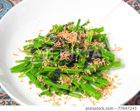 Green onion salad 77647243