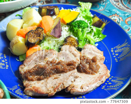 Saute of Iberian Pork 77647309