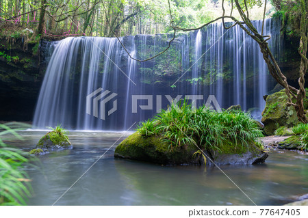 熊本縣阿蘇郡鍋垣小國町 77647405