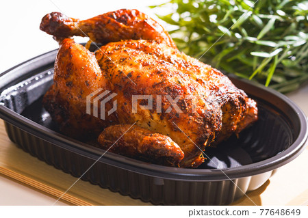 Roast chicken roasted takeout [with corona new normal] 77648649