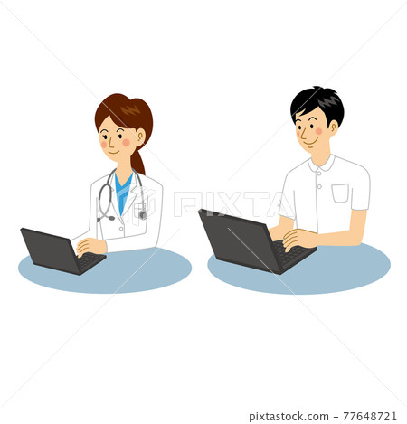 在電腦上工作的女醫生和護士 77648721