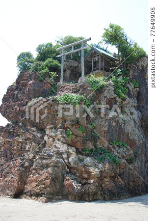 Bentenjima(Inasa /出雲市小泉町,島根縣的海灘) Bentenjima(Inasa /出雲市小泉町,島根縣的海灘) 77649908