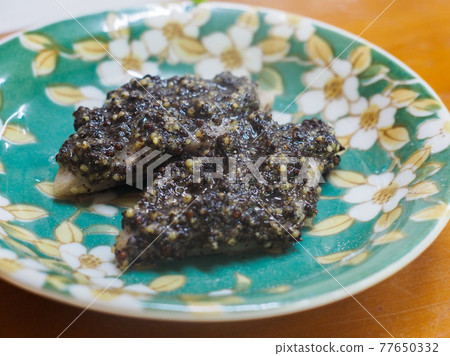 Hinoemata's traditional sweets Hatto Hinoemata's traditional sweets Hatto 77650332
