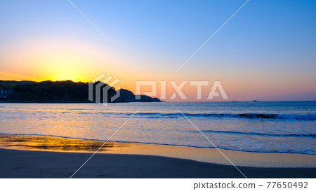 Yumigahama (dawn) 77650492