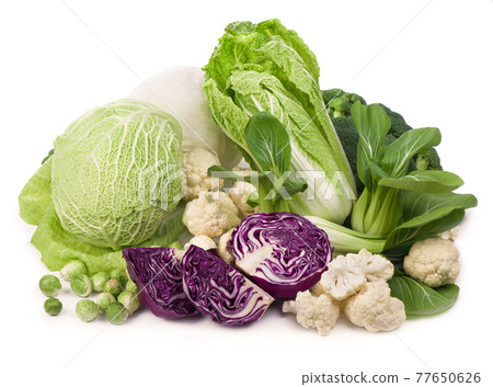 Close up Newly Harvest Healthy Vegetables Isolated on White Background Close up Newly Harvest Healthy Vegetables Isolated on White Background 77650626