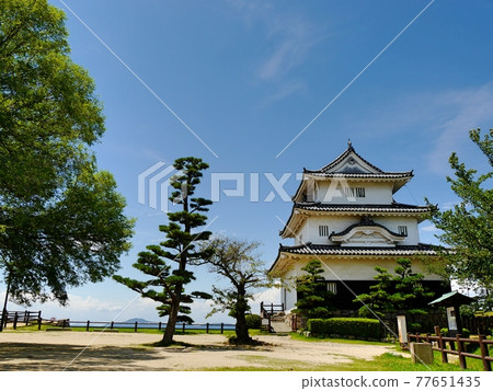Marugame Castle castle tower (distant view) Marugame Castle castle tower (distant view) 77651435