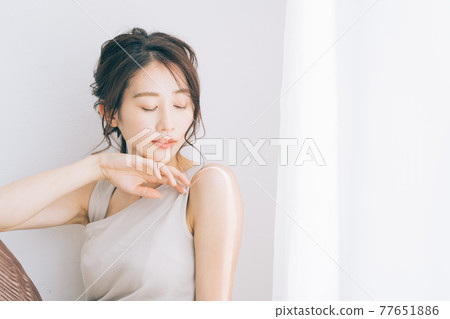 Beauty image 77651886