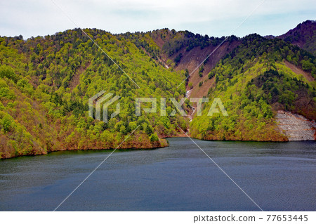 Naramata Dam is another lake 77653445