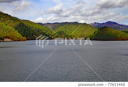 Naramata Dam is another lake 77653448
