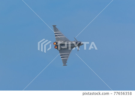 Royal Air Force Typhoon FGR4 Special Painter Swivel 77656358