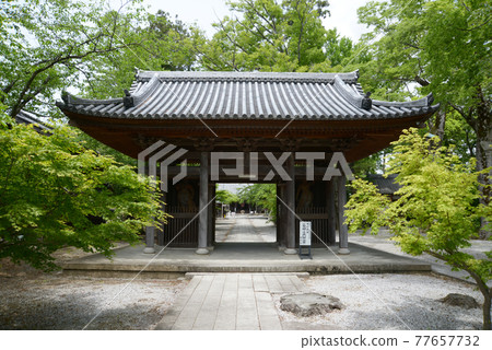 滋賀縣長濱市同仁寺觀音堂 滋賀縣長濱市同仁寺觀音堂 77657732