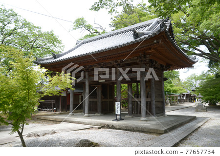 滋賀縣長濱市仁王門堂巖寺觀音堂 滋賀縣長濱市仁王門堂巖寺觀音堂 77657734