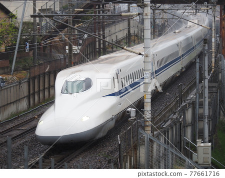 山心附近的新幹線N700A 山心附近的新幹線N700A 77661716
