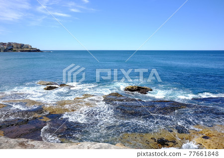 Sydney's most beautiful coastline Bondi to Coogee Coastal Walk Tasman Sea Sydney's most beautiful coastline Bondi to Coogee Coastal Walk Tasman Sea 77661848