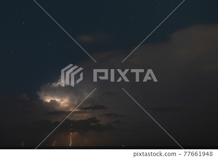 Lightning storm om Mediterranean Sea Lightning storm om Mediterranean Sea 77661948