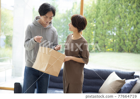 Entrance delivery 77664719