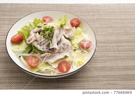 Cold shabu-shabu salad of pork Cold shabu-shabu salad of pork 77666969