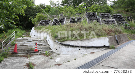 Landslide countermeasure construction Anchor construction Landslide countermeasure construction Anchor construction 77668288