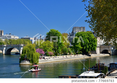 Square du Vert-Gallan on the island of Cite, Paris, France, taken April 23, 2021 77669783