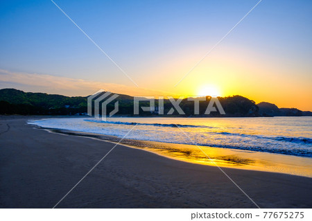 Yumigahama (dawn) 77675275