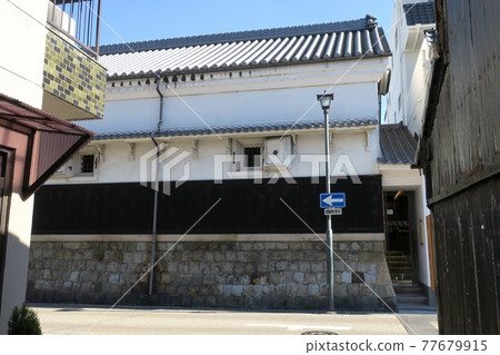 Shirakabe Dozou of Four Ways Shirakabe Dozou of Four Ways 77679915
