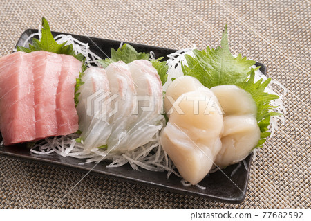 Three-point assortment of sashimi Three-point assortment of sashimi 77682592