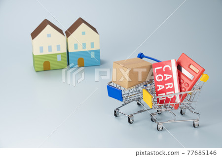 Image photo of shopping cart and paper craft of house Image photo of shopping cart and paper craft of house 77685146