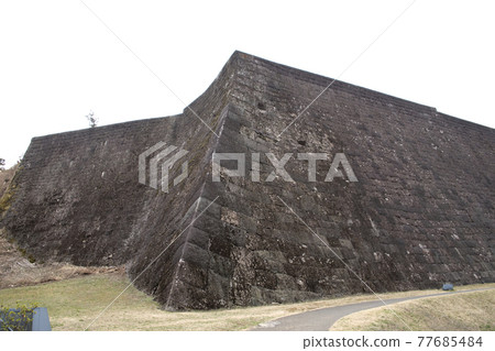 Sendai Castle Ruins Honmaru Ishigaki 77685484