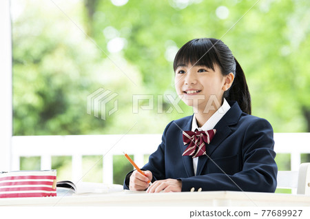 Class girl junior high school student smile 77689927