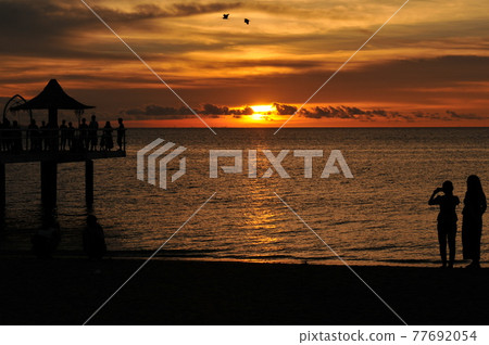 Sunset at Fusaki Beach on Ishigaki Island Sunset at Fusaki Beach on Ishigaki Island 77692054