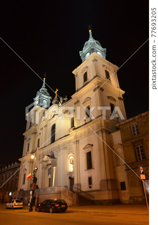 Landscape of Warsaw, the capital of the World Heritage Site 77693205