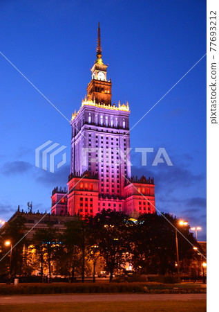 Landscape of Warsaw, the capital of the World Heritage Site 77693212
