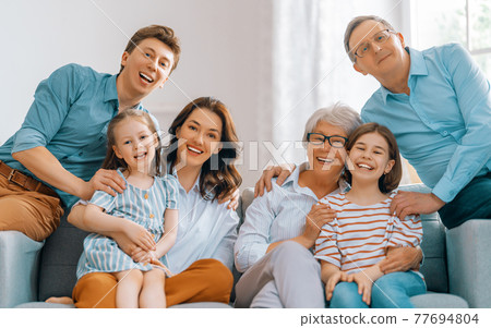 Happy loving family Happy loving family 77694804