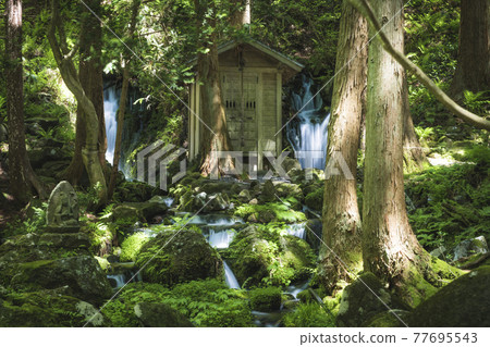 Dohara Falls, Yuza Town, Yamagata Prefecture Dohara Falls, Yuza Town, Yamagata Prefecture 77695543